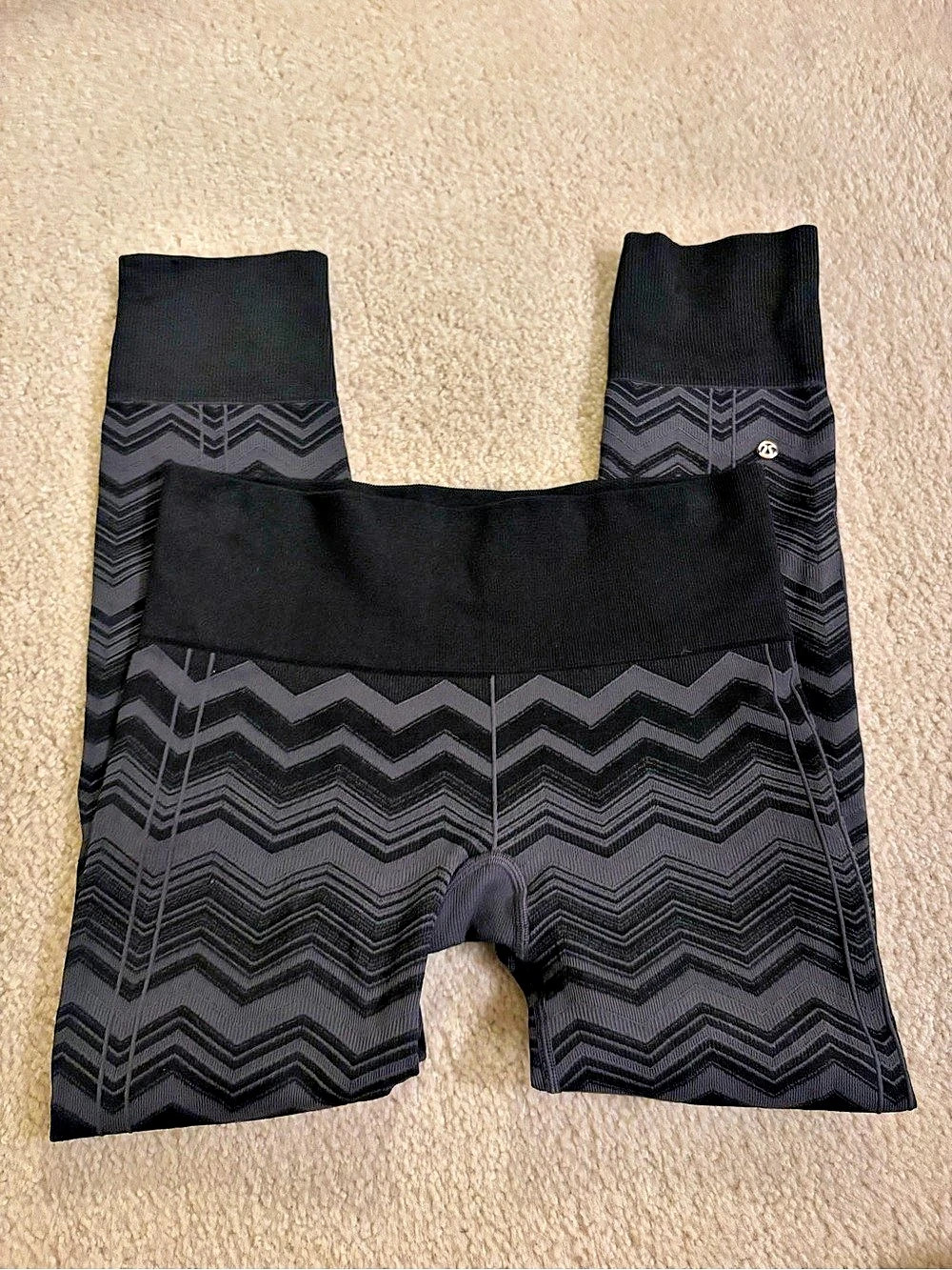 Lululemon Seamless Chevron Leggings